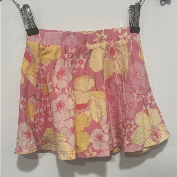 The Children's Place Pink and Yellow Skort Set Size 3T - Picture 3 of 9